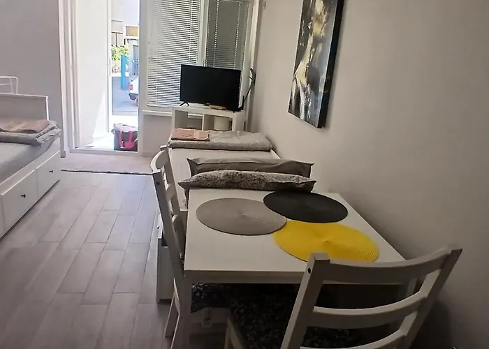 Apartamento студио за двама в центъра на град